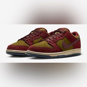 Nike SB Dunk Low Pro "Dark Team Red Olive Flak"- 13M